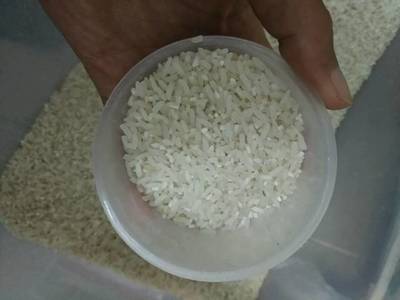 没加工过的米真的长这样吗?_应该不长这样吧,这样咋给娃磨米糊_宝宝树